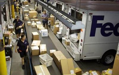 海淘新政策下的直郵和轉(zhuǎn)運(yùn)各有哪些優(yōu)勢(shì)和劣勢(shì)-